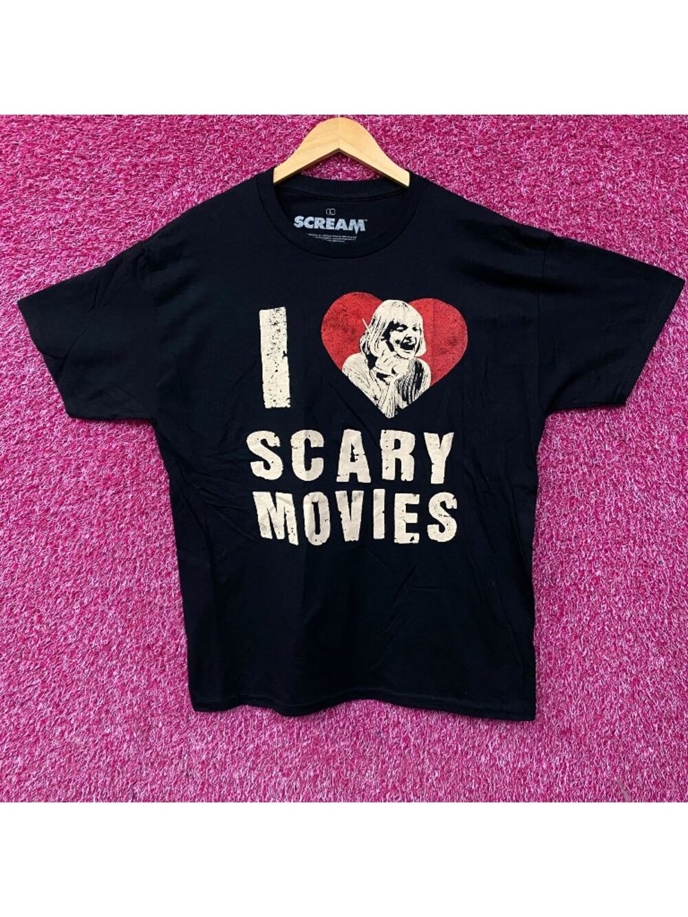 Scream "I Heart Scary Movies" Casey Becker Scream Heart Graphic T-Shirt Large